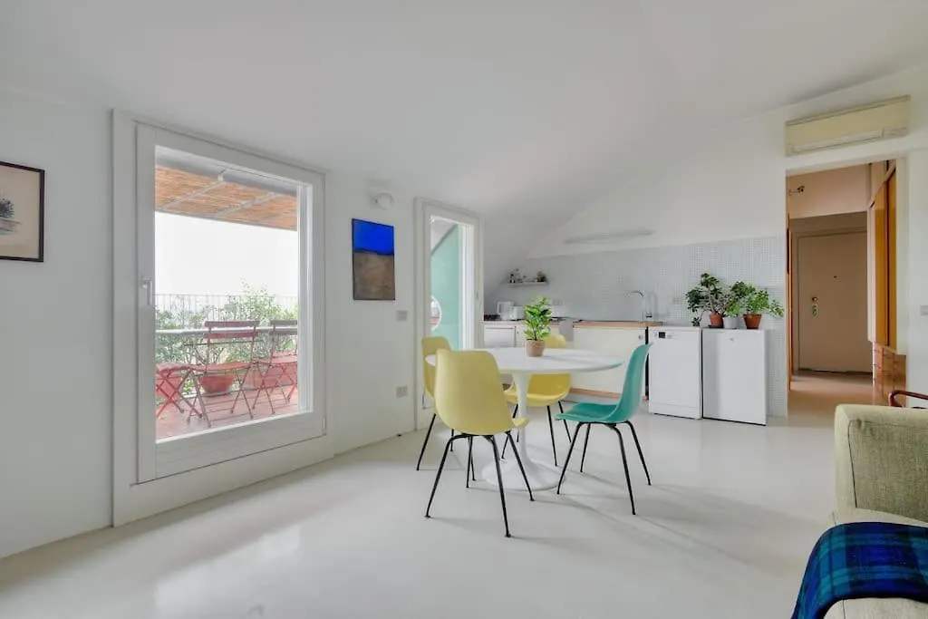 Navigli'S Rooftop Milan Apartment